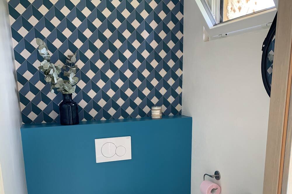 Photo of Bathroom in Saint-Martin-Osmonville