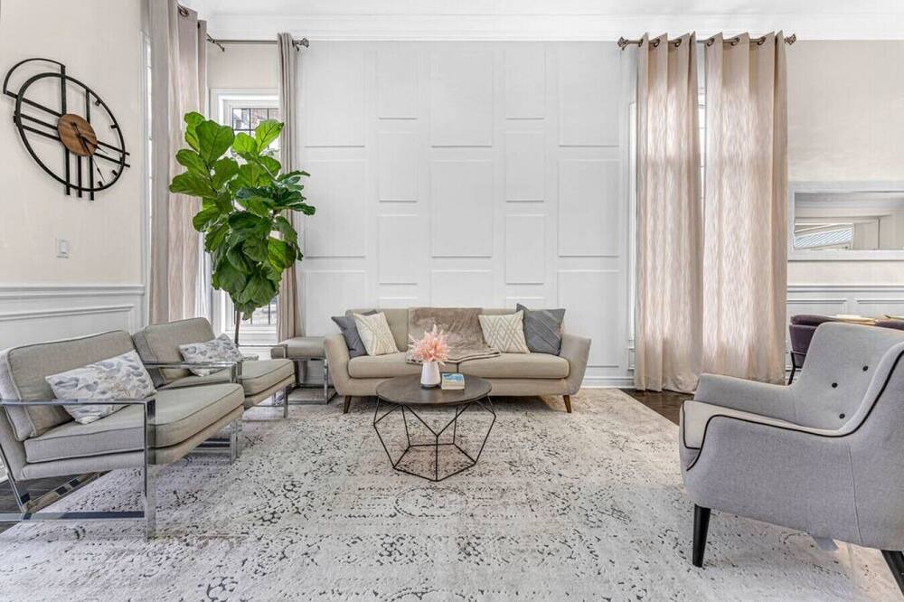 Photo of Bedroom in Ajax
