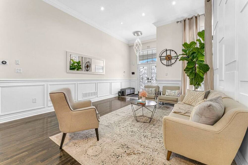 Photo of Bedroom in Ajax