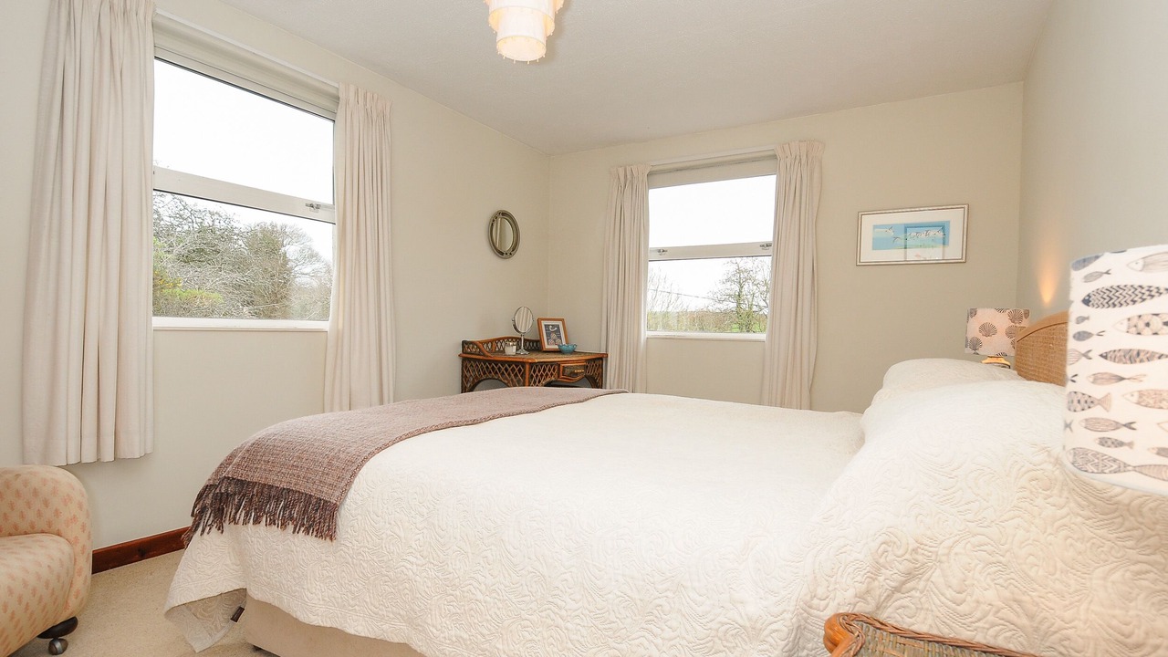 Photo of Others in Saint Kew