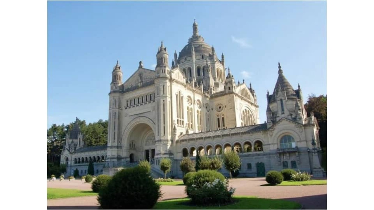 Photo of Outdoor in Lisieux