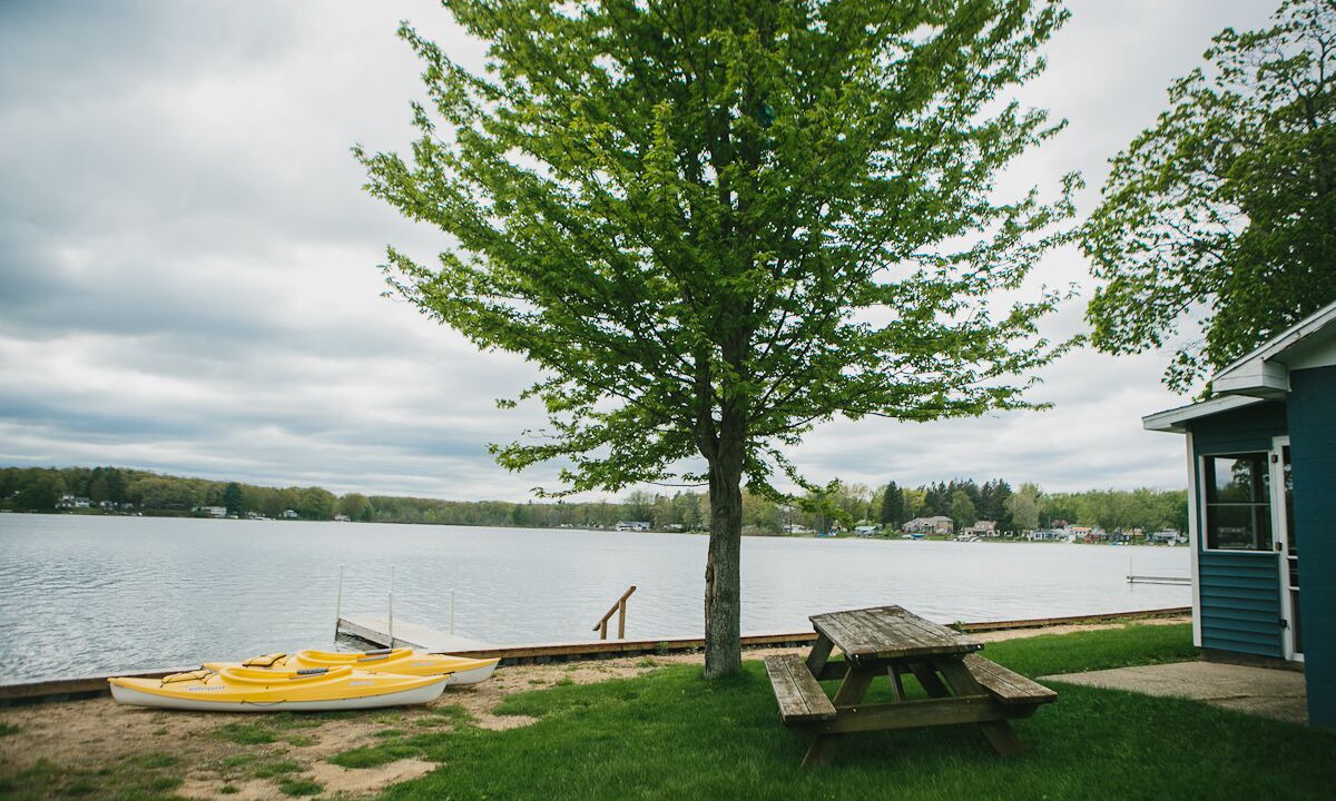 Photo of Outdoor in White Cloud