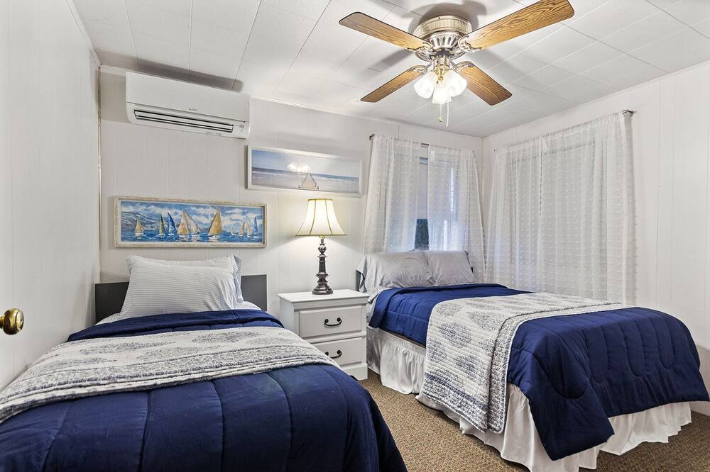 Photo of Bedroom in Sunrise Beach