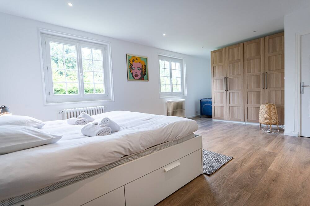 Photo of Bedroom in Saint-Etienne-la-Thillaye