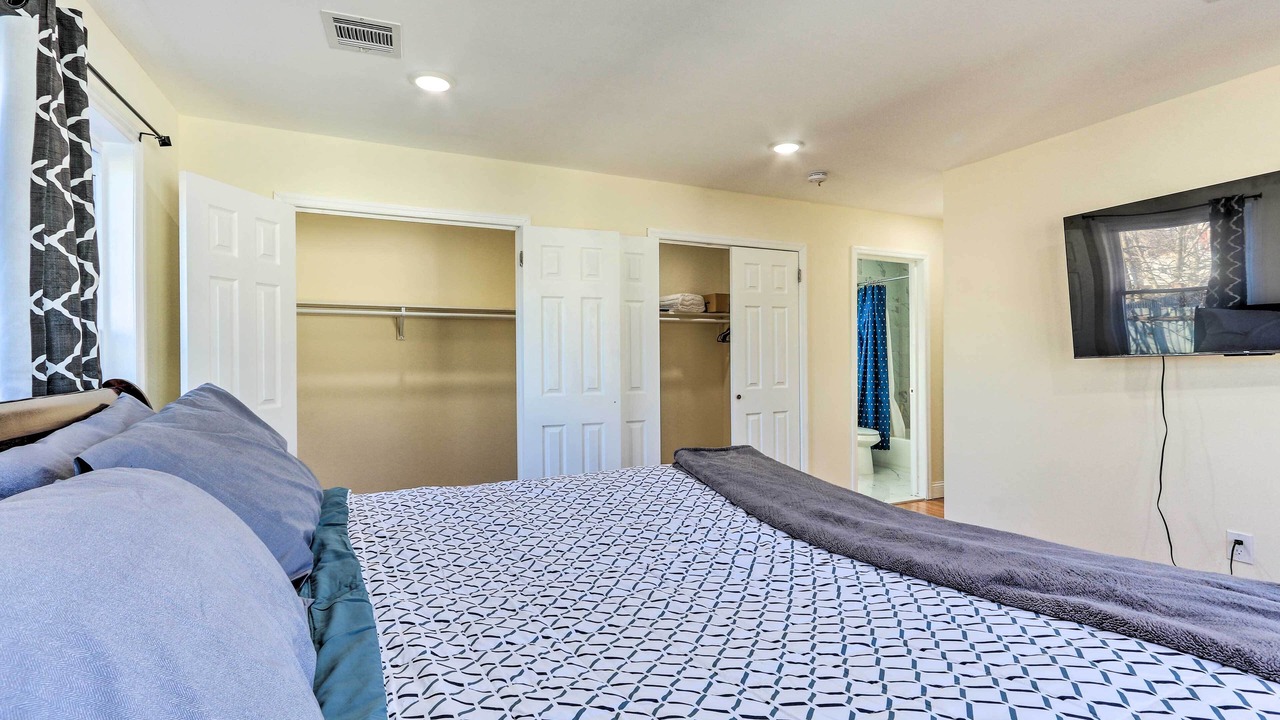 Photo of Others in Newark