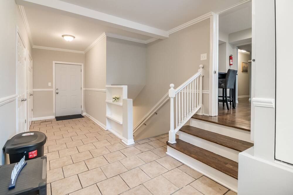 Photo of Others in Elgin