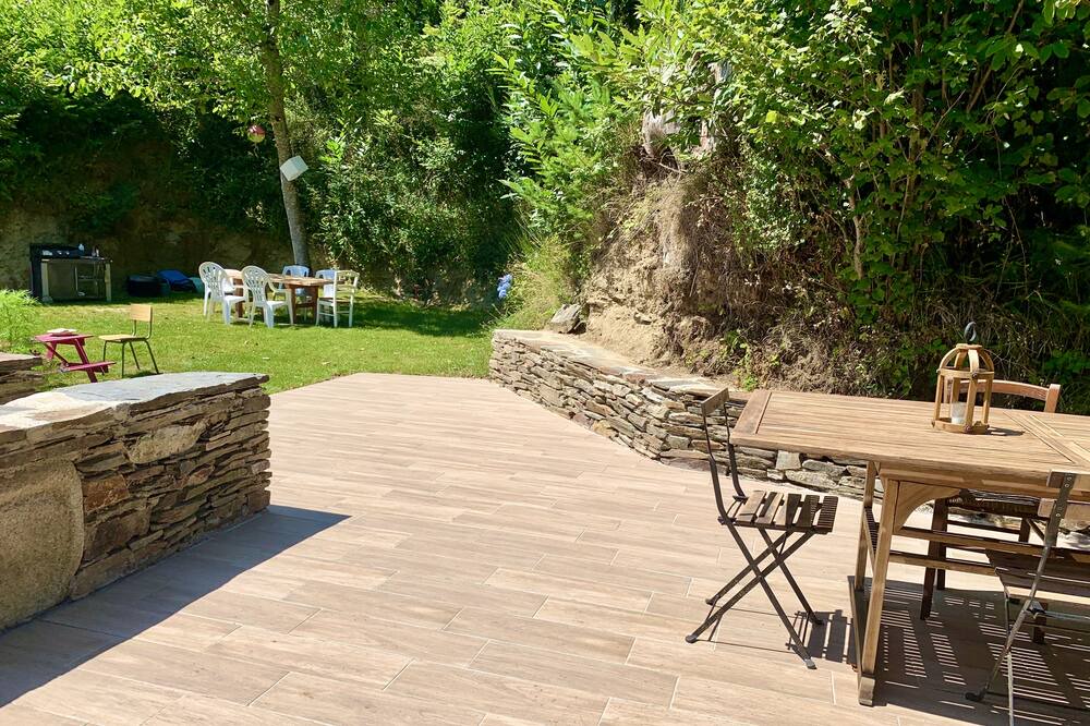 Photo of Outdoor in Caudebronde