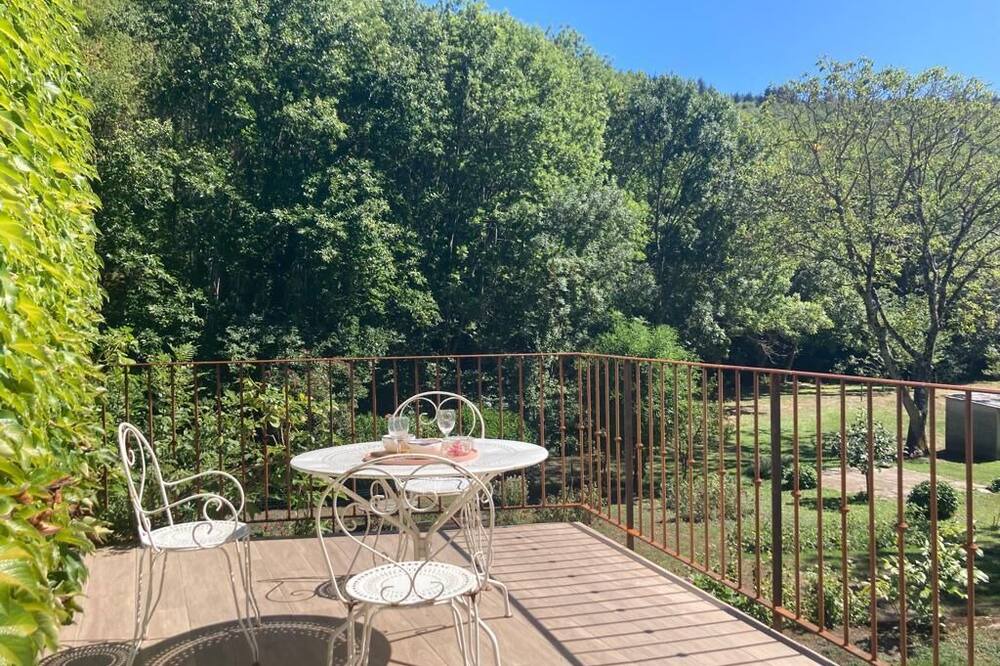Photo of Outdoor in Caudebronde