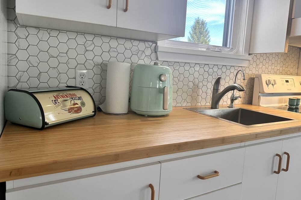 Photo of Kitchen in Saint-Mathieu-de-Rioux