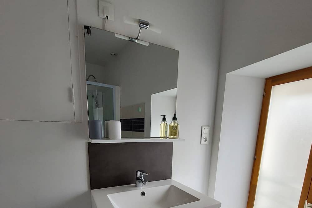 Photo of Bathroom in Sancerre