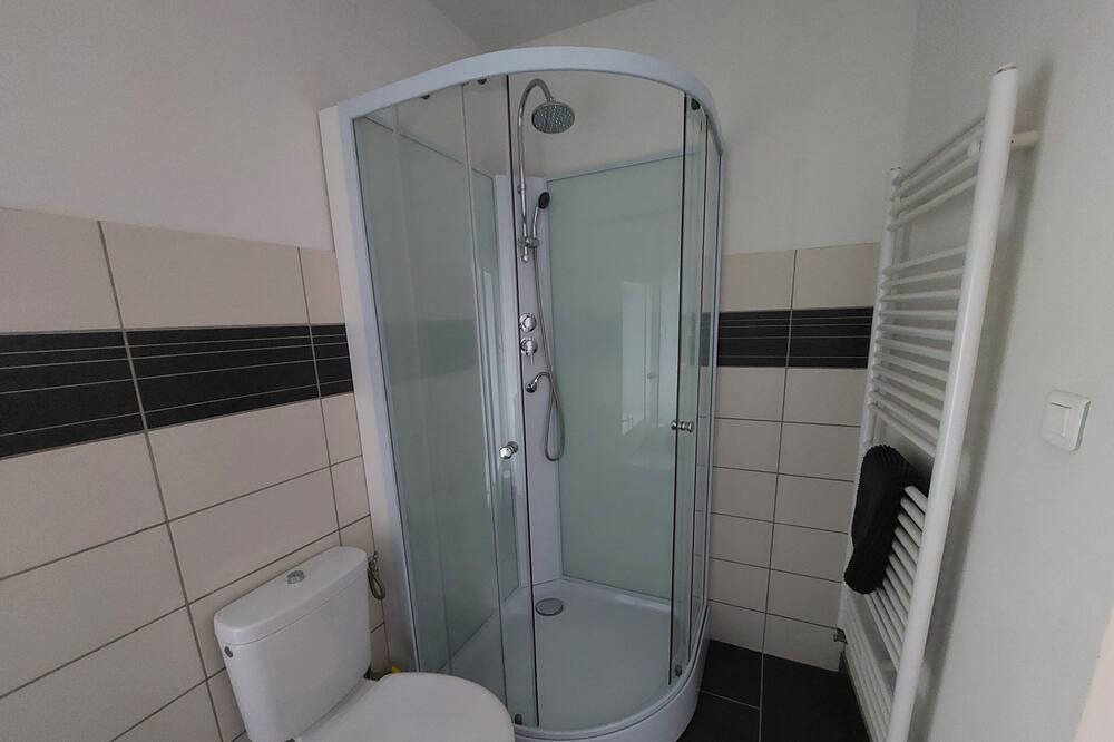 Photo of Bathroom in Sancerre