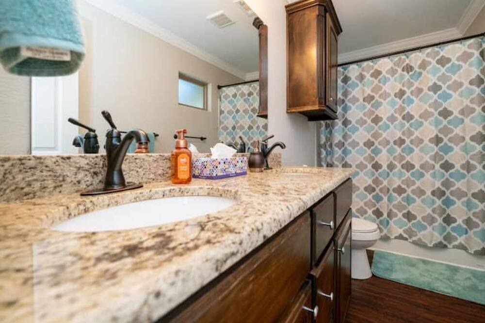 Photo of Bathroom in Avinger