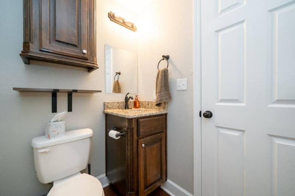 Photo of Bathroom in Avinger