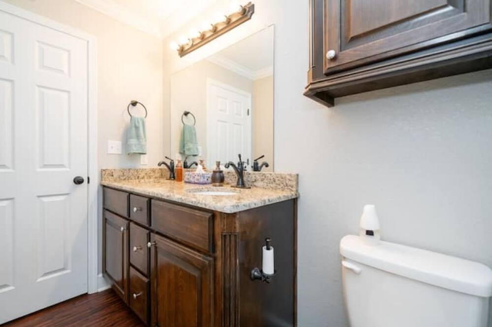 Photo of Bathroom in Avinger