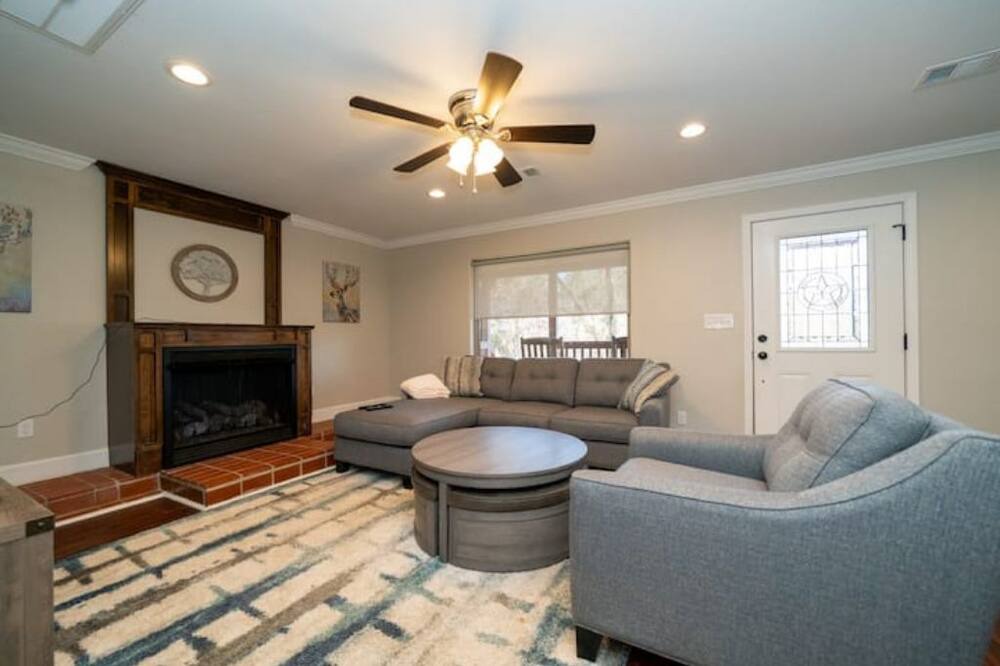 Photo of Livingroom in Avinger