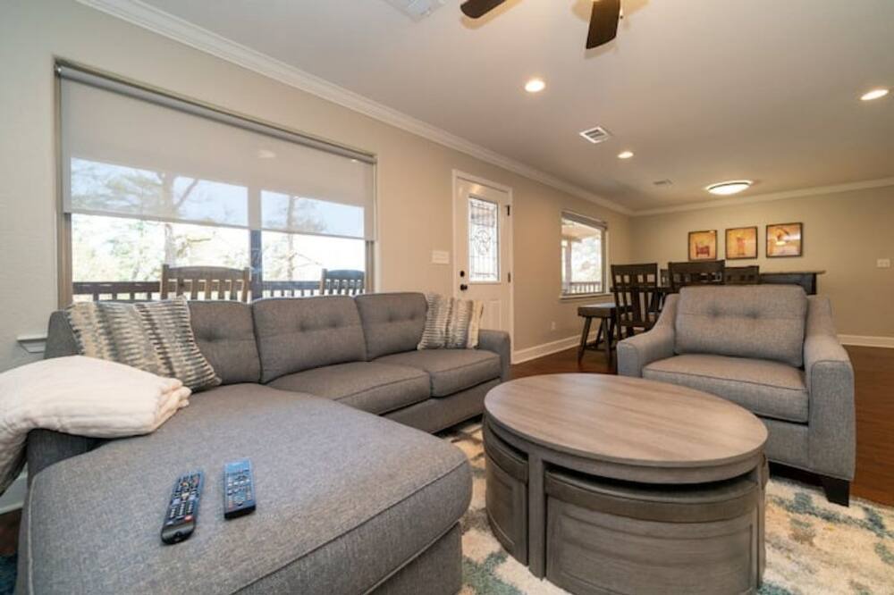 Photo of Livingroom in Avinger
