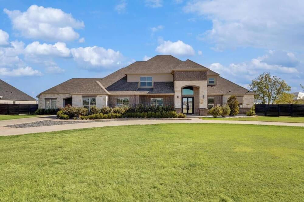 Photo of Others in Waxahachie