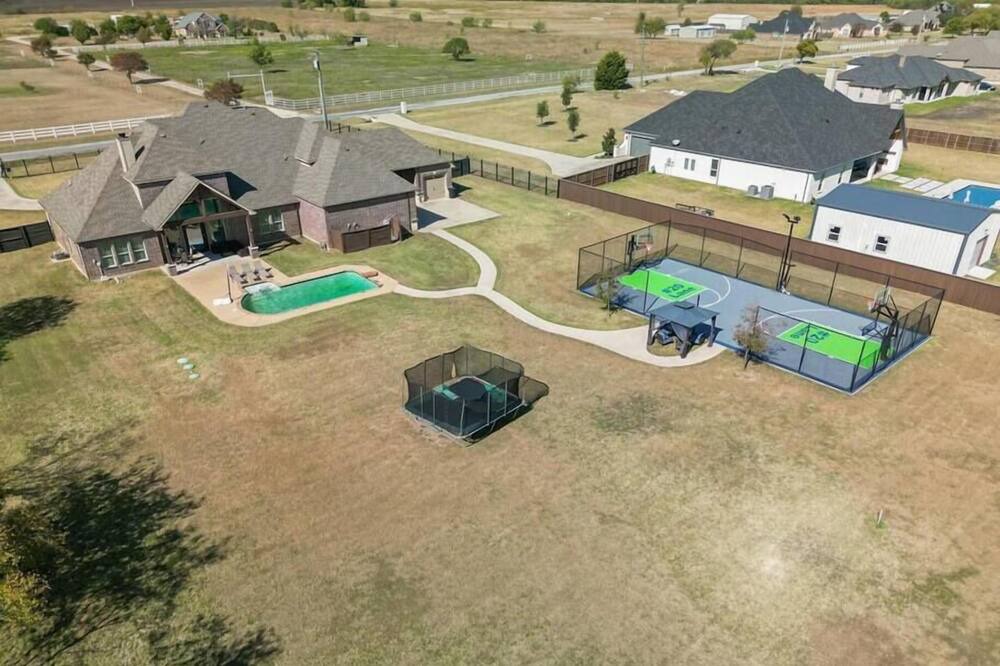 Photo of Outdoor in Waxahachie