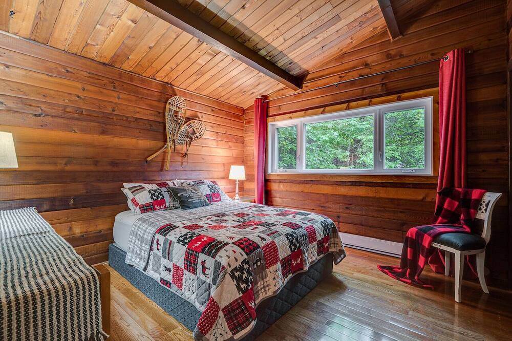 Photo of Bedroom in Sainte-Adele