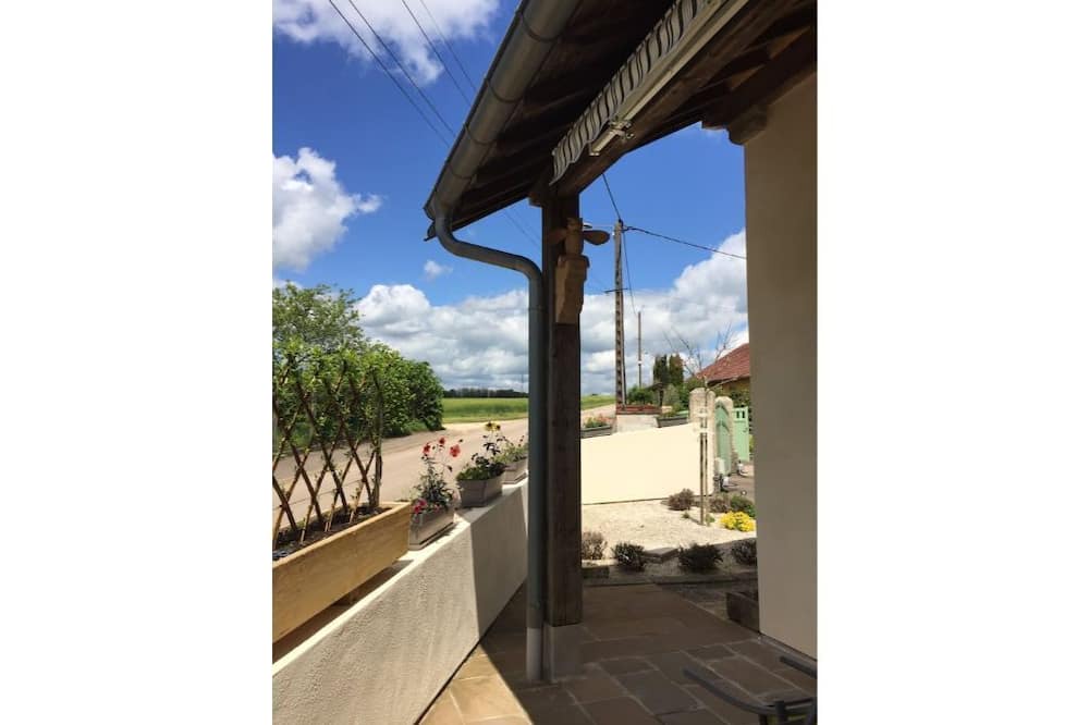 Photo of Patio Balcony in Gourgeon