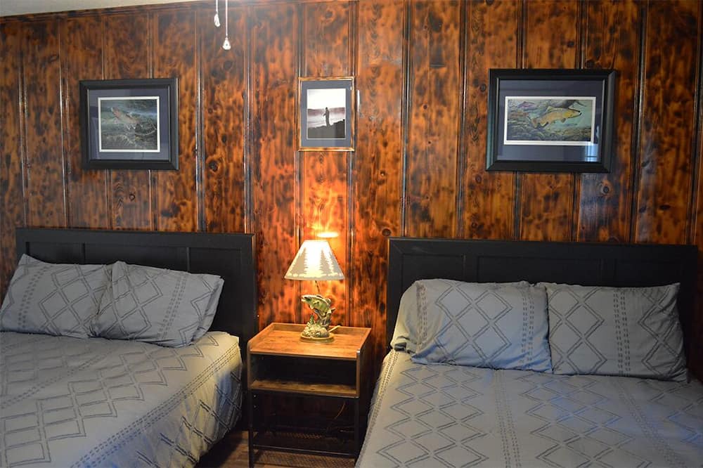 Photo of Bedroom in Bull Shoals
