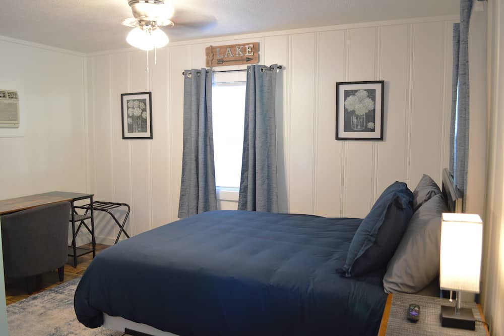Photo of Bedroom in Bull Shoals