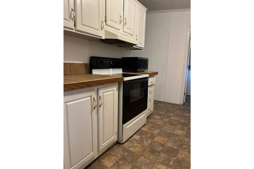 Photo of Kitchen in Elliott