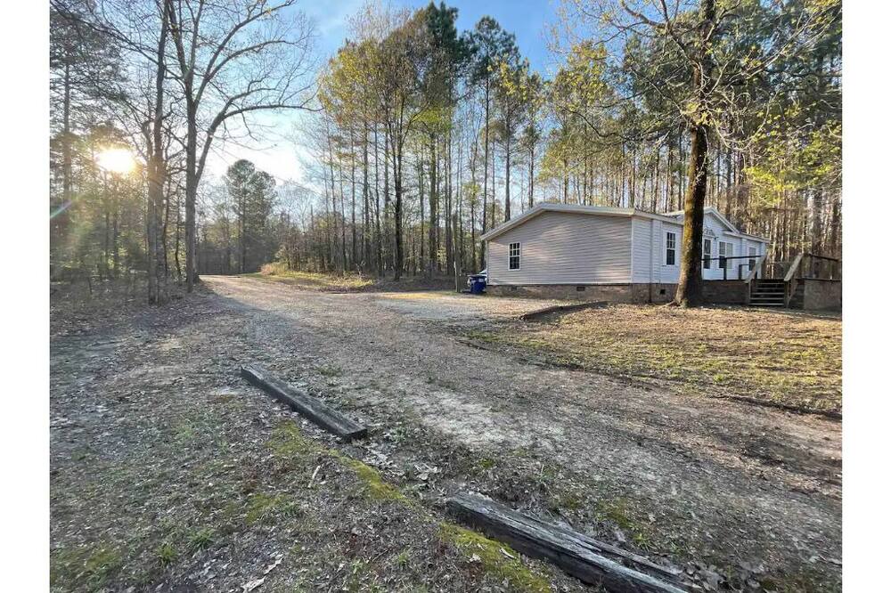 Photo of Outdoor in Elliott
