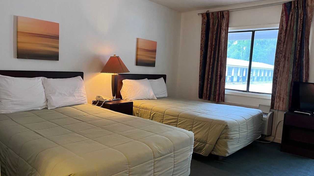 Photo of Bedroom in Grove Hill