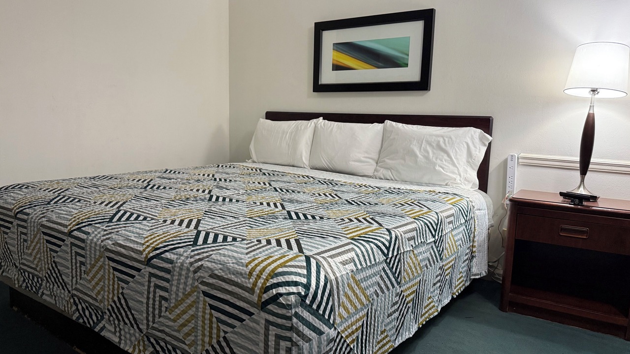 Photo of Bedroom in Grove Hill