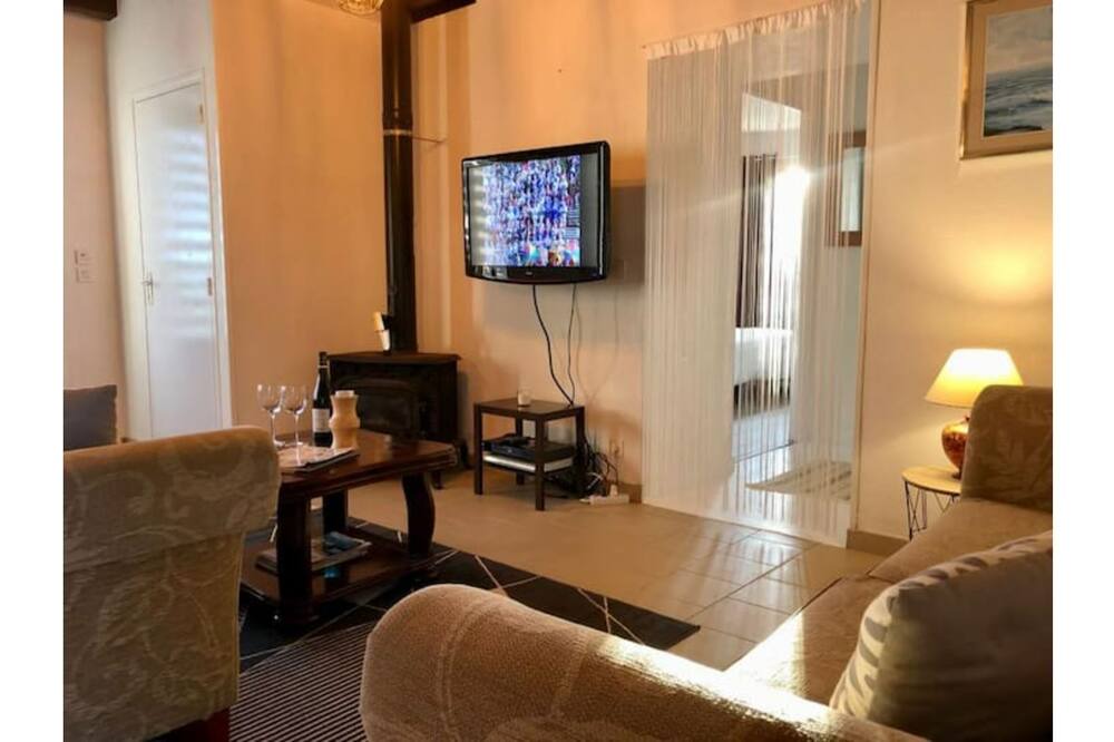 Photo of Livingroom in Parpecay