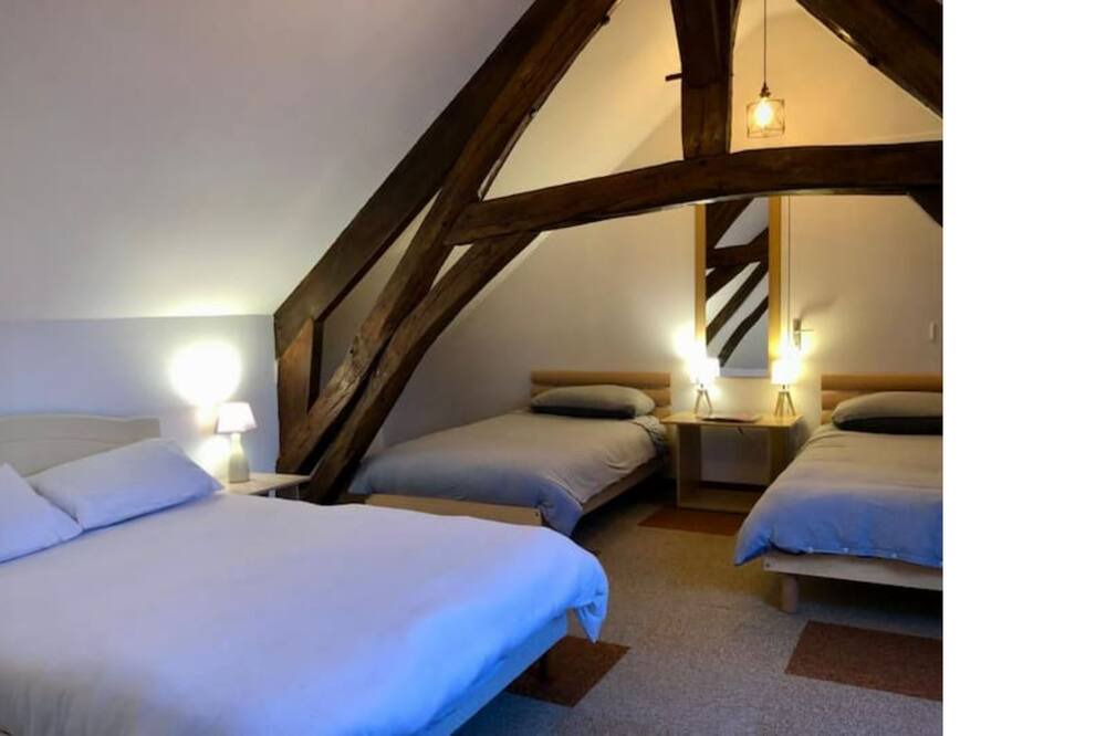 Photo of Bedroom in Parpecay