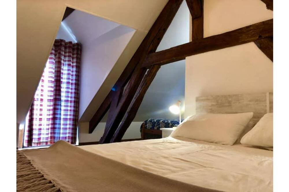 Photo of Bedroom in Parpecay