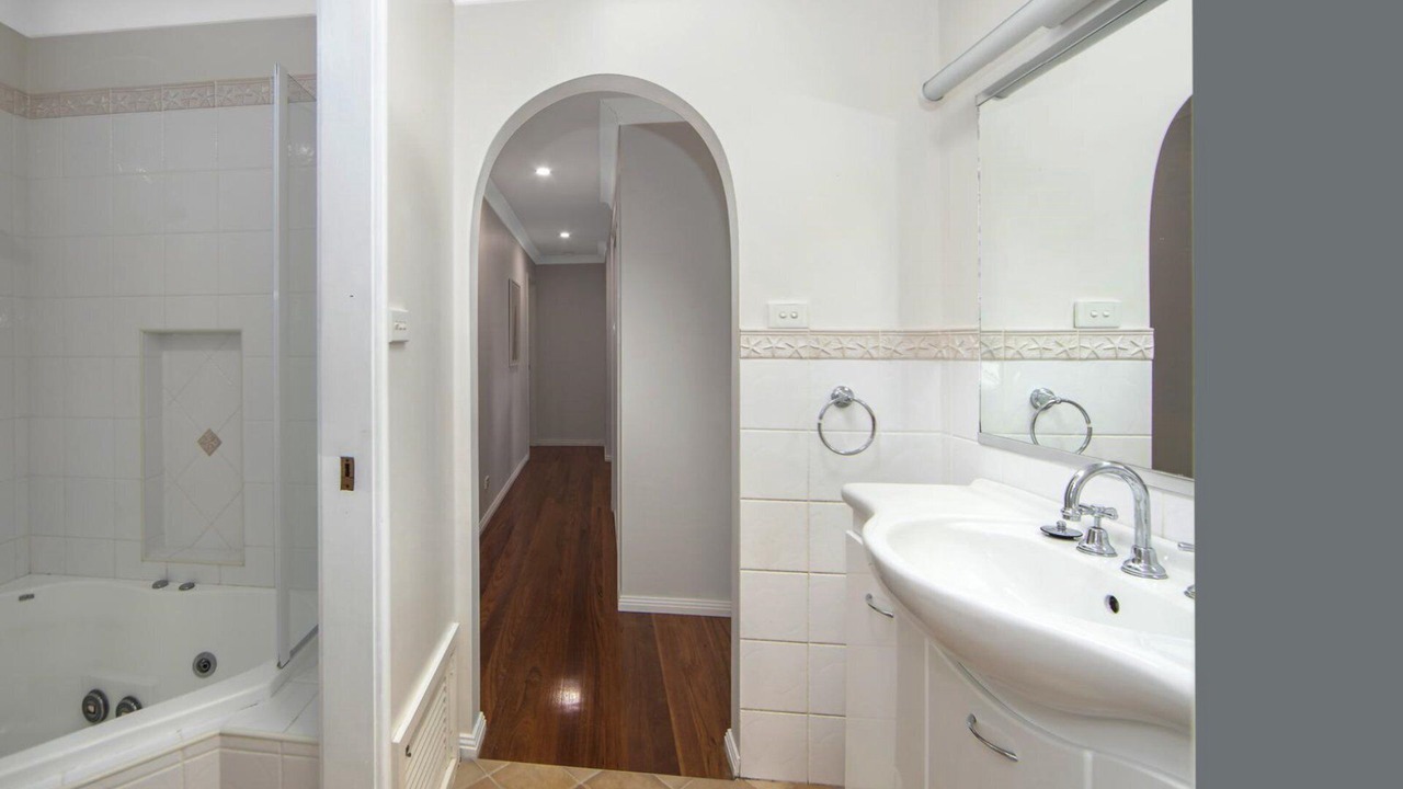 Photo of Others in Pearl Beach