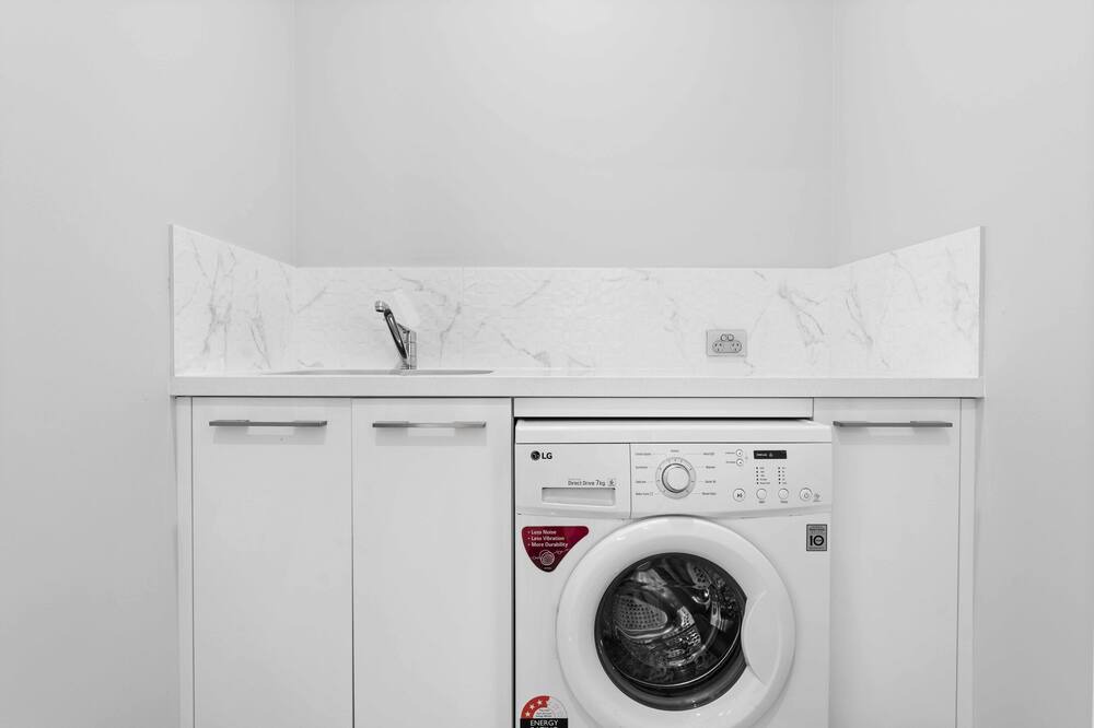 Photo of Others in Redhead