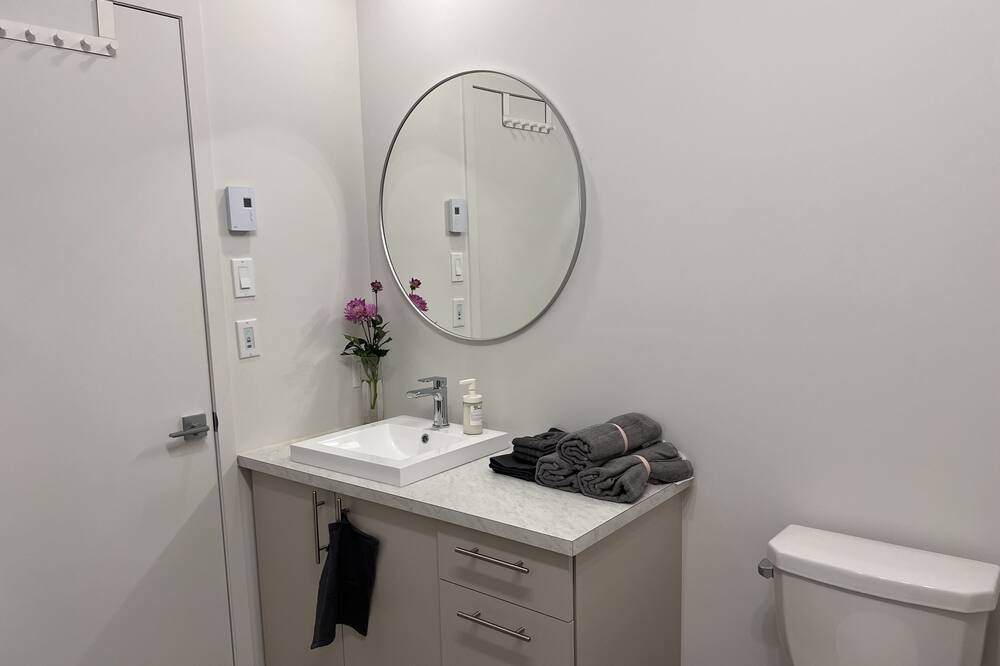 Photo of Bathroom in Brossard