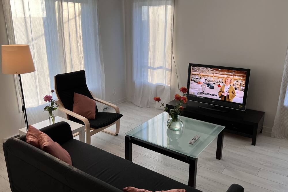 Photo of Livingroom in Brossard