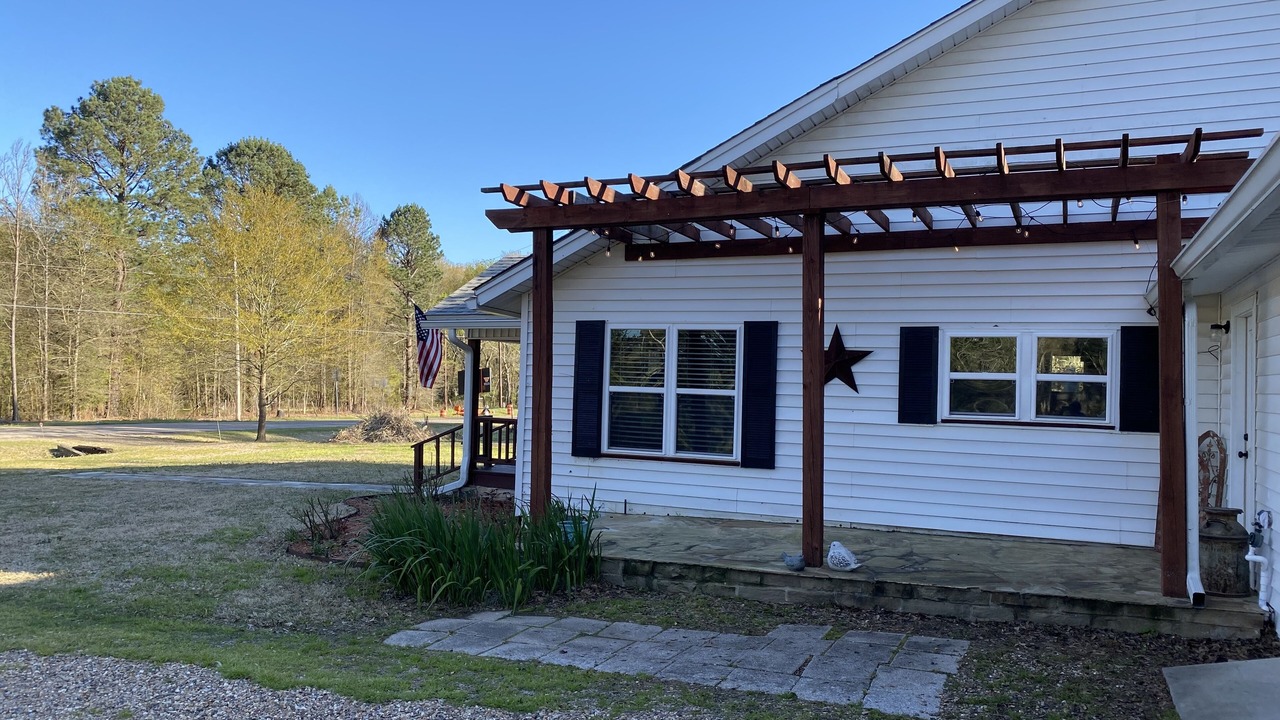 Photo of Outdoor in Redlick
