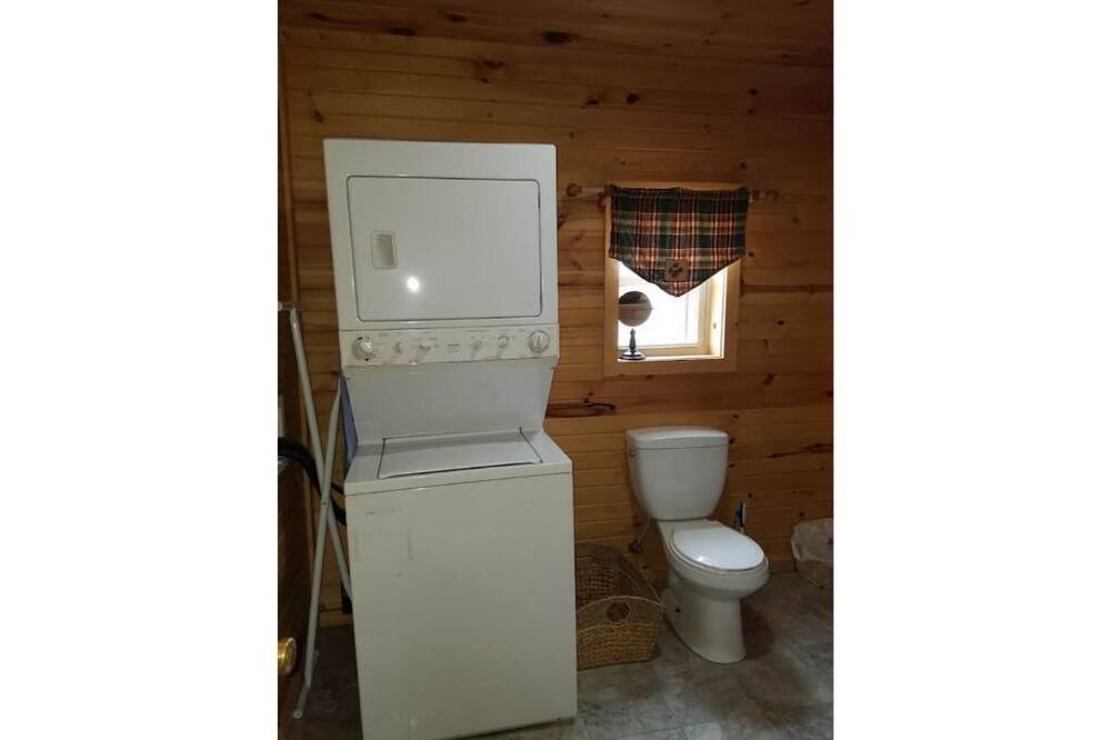 Photo of Bathroom in Evart