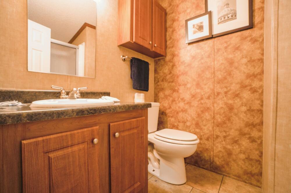 Photo of Bathroom in Nixon