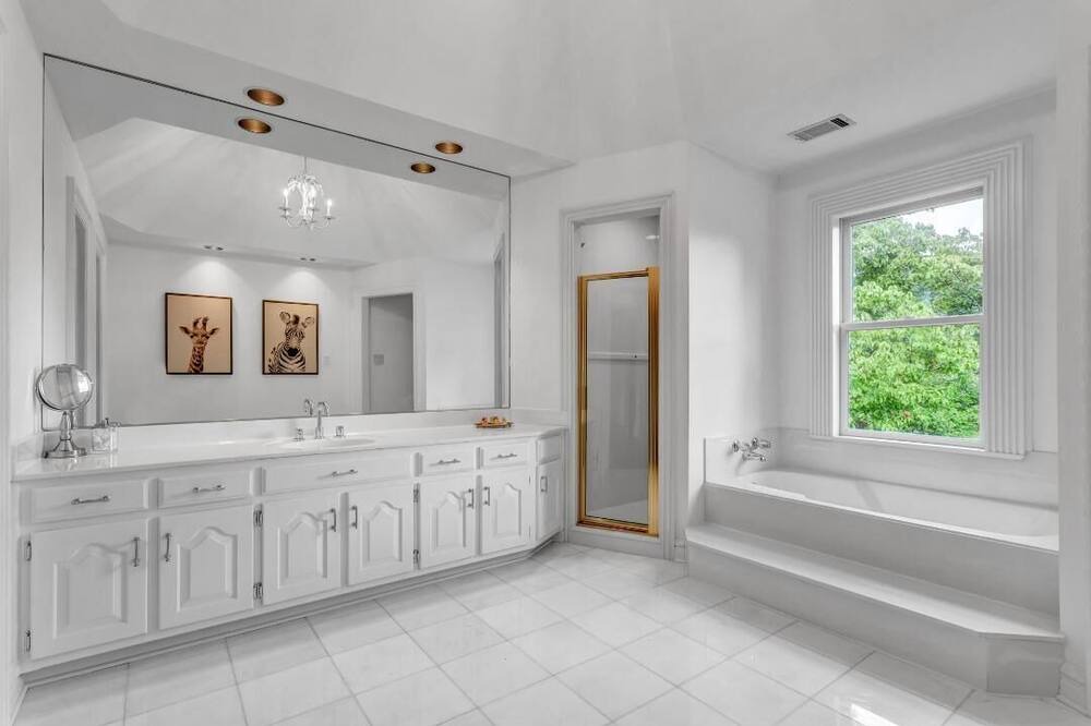 Photo of Bathroom in Flowery Branch