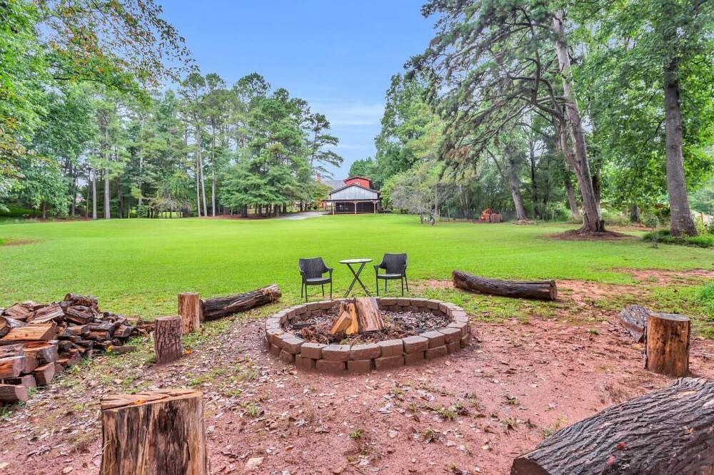 Photo of Outdoor in Flowery Branch