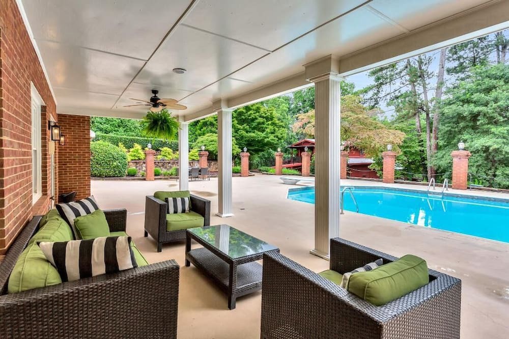 Photo of Patio Balcony in Flowery Branch
