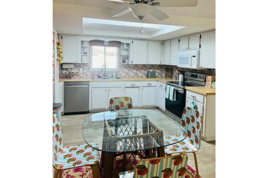 Photo of Kitchen in Regency Park