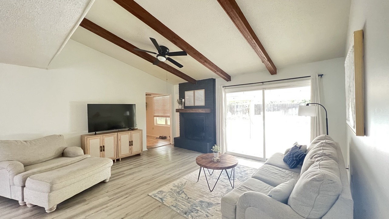 Photo of Livingroom in Savannah
