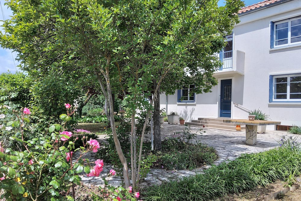 Photo of Outdoor in Coufouleux