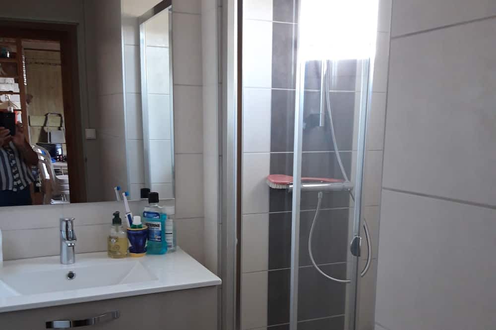 Photo of Bathroom in Coufouleux