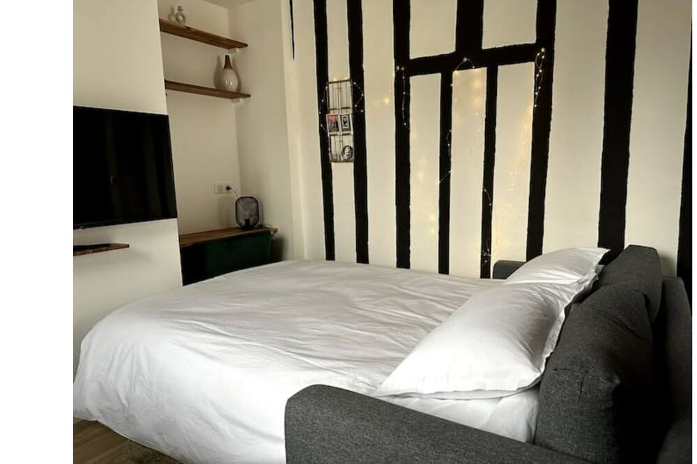 Photo of Bedroom in Quartier Pasteur