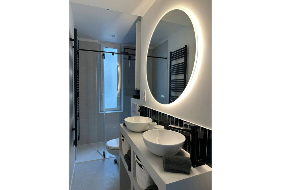 Photo of Bathroom in Quartier Pasteur