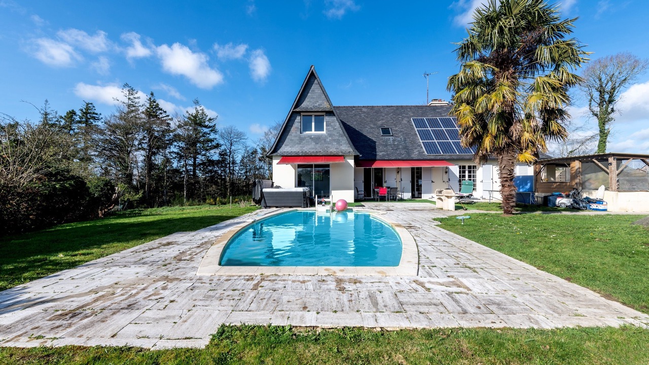 Photo of Outdoor in La Roche-Maurice